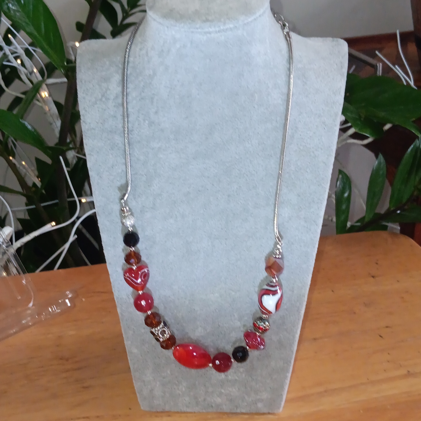 Murano Glass Beaded Safari Necklace 16 19$